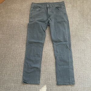EUC Levis 514 grey jeans size 36x34